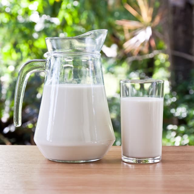 Raw Cow Milk 2L