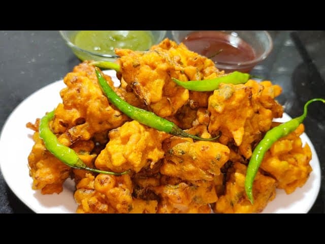 Mix Pakoda (10p)